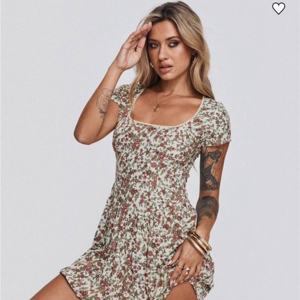 Princess Polly Floral Mini Dress - Red and Green